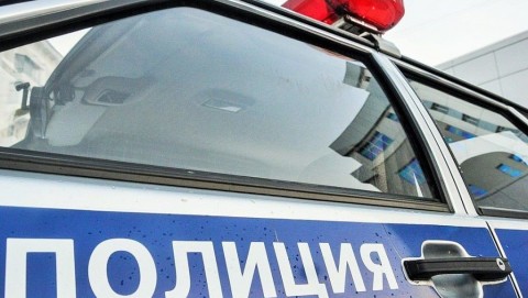 Сотрудники ГИБДД Богучанского района выясняют обстоятельства ДТП с участием микроавтобуса